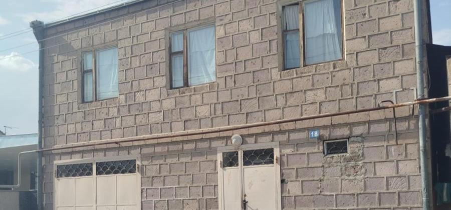 Մարզ Արարատ, համայնք Այնթապ 3-րդ փողոց 18